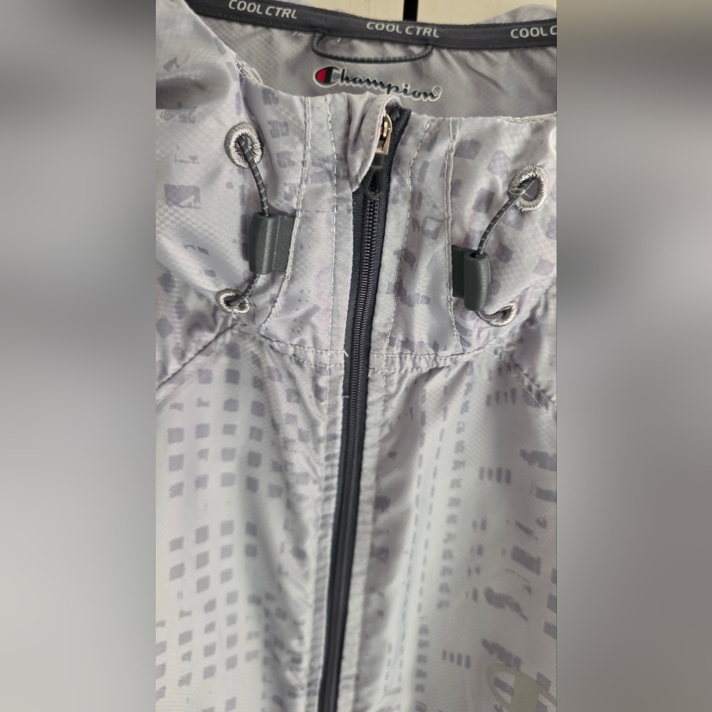 Champion Gray Hooded Jacket - Picture 4 of 5